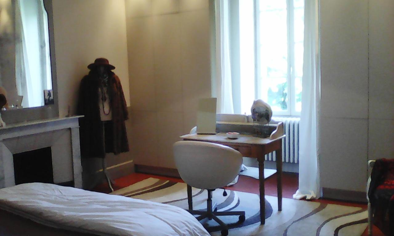 Le Mas Des Dames Appartement 亞維農 外观 照片