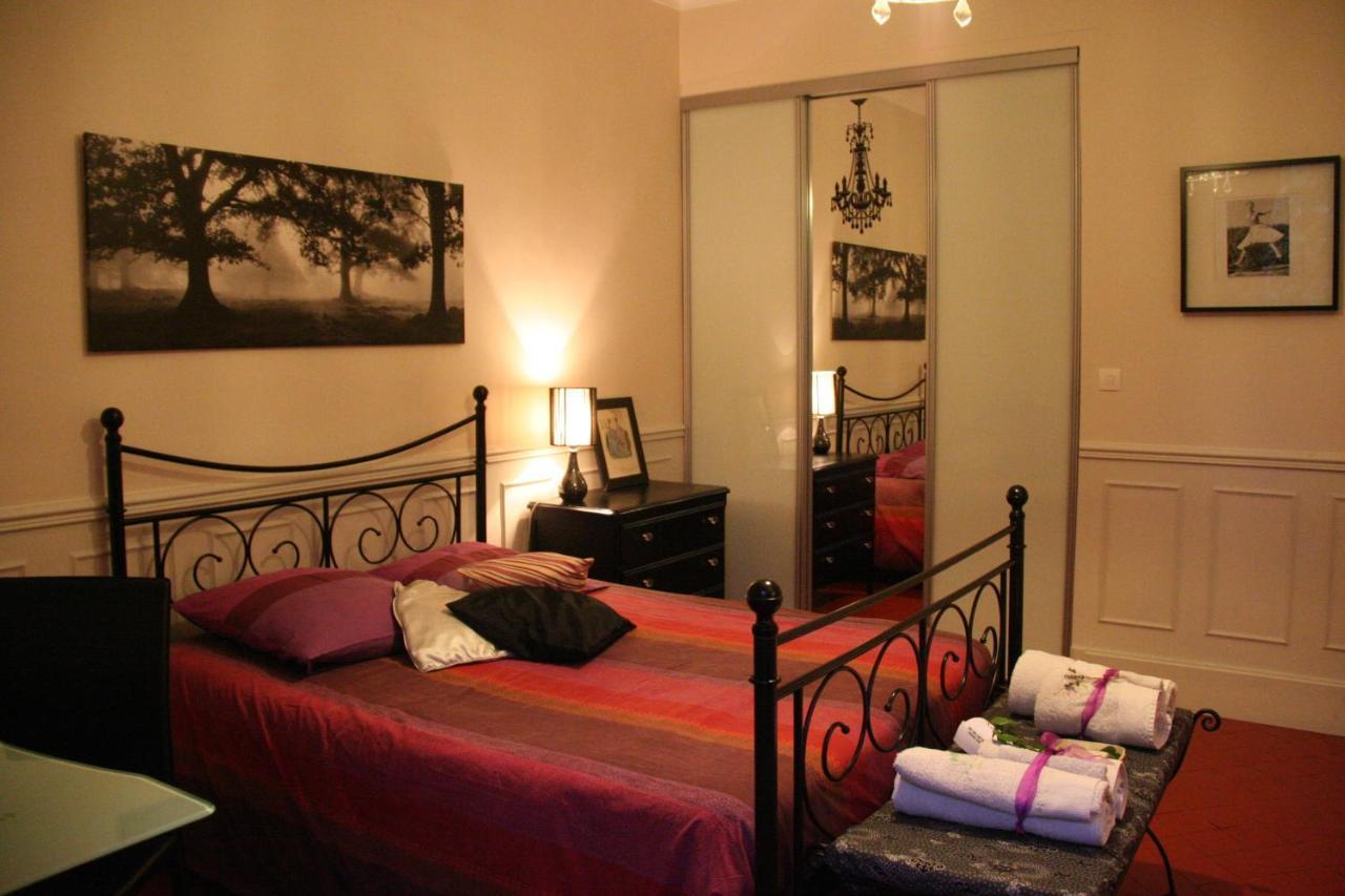 Le Mas Des Dames Appartement 亞維農 外观 照片